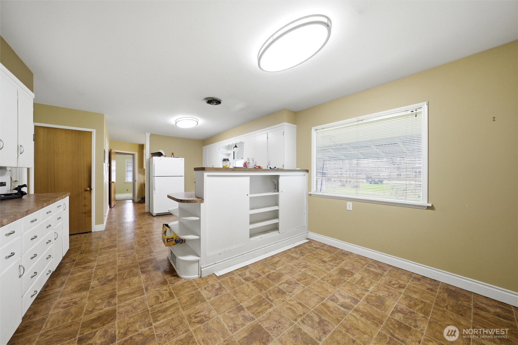 300 W Fifth Street , Waitsburg, WA 99361