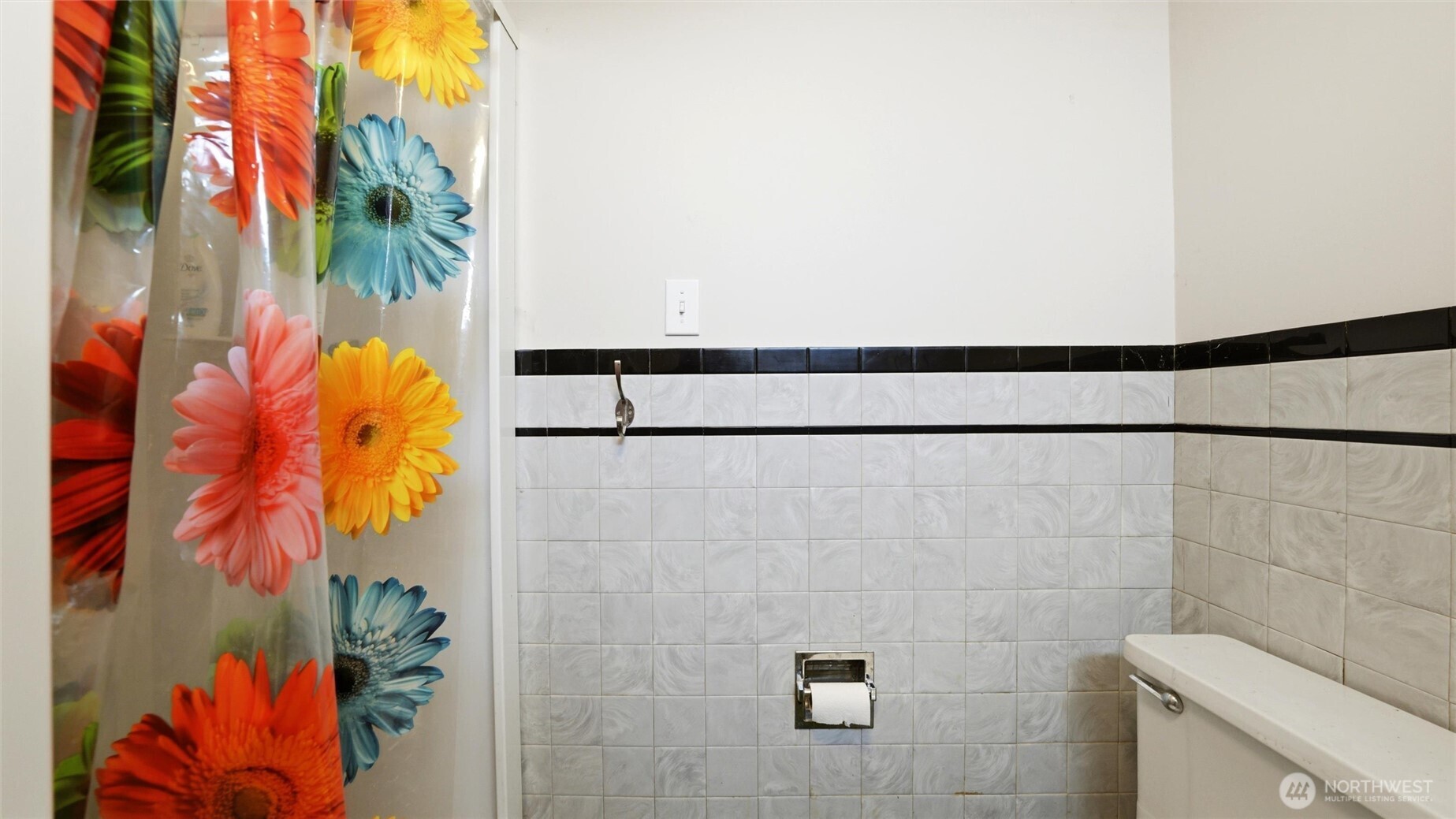 300 W Fifth Street , Waitsburg, WA 99361