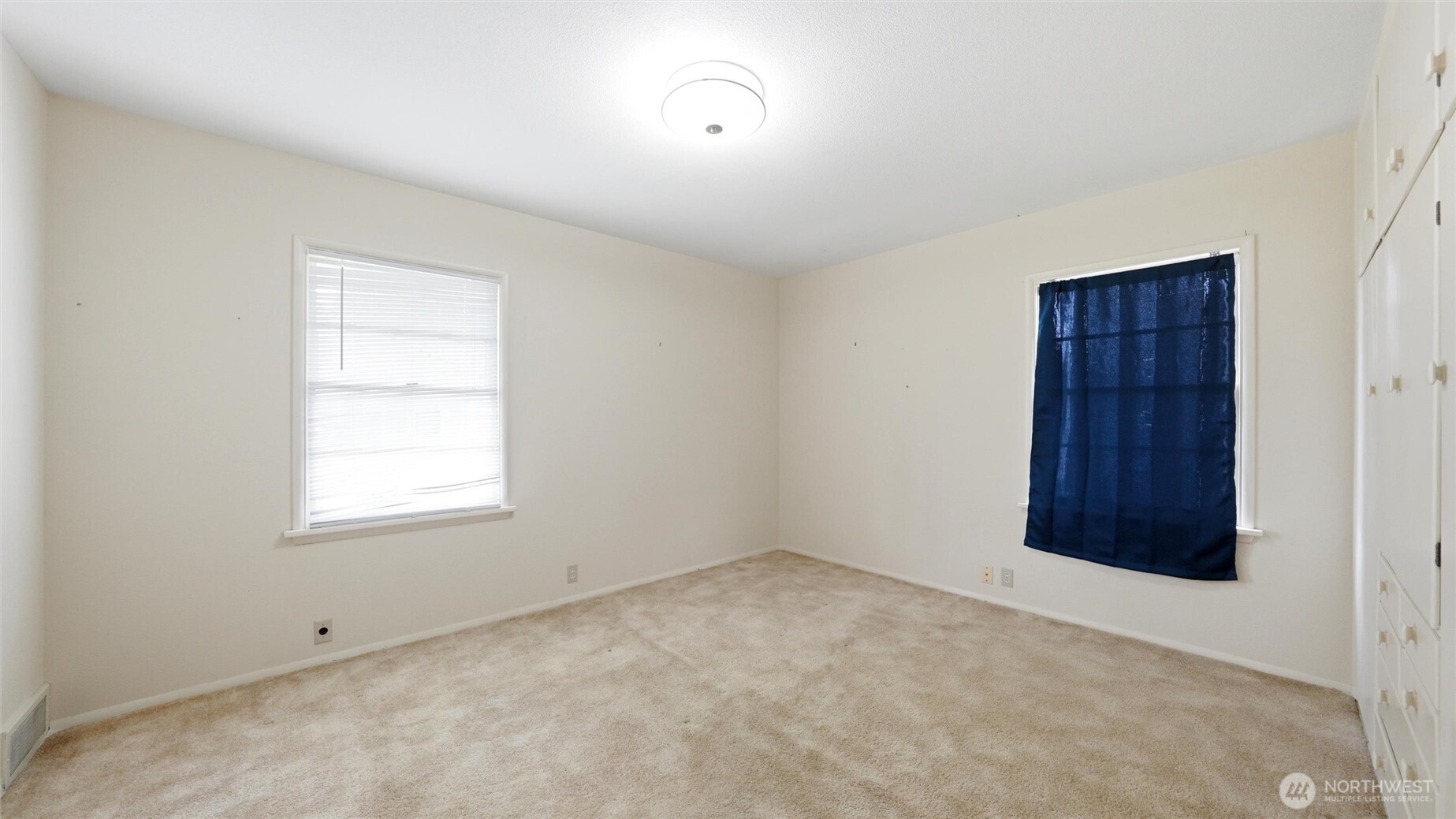 300 W Fifth Street , Waitsburg, WA 99361