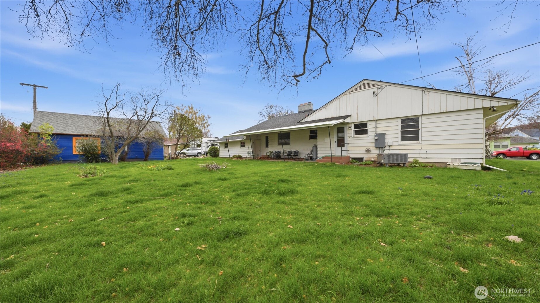 300 W Fifth Street , Waitsburg, WA 99361