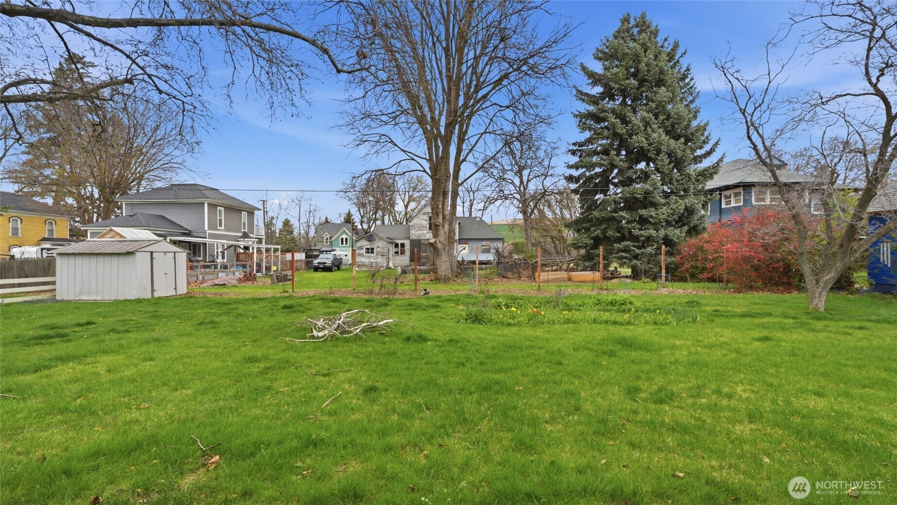 300 W Fifth Street , Waitsburg, WA 99361