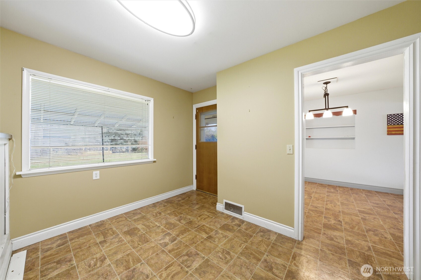 300 W Fifth Street , Waitsburg, WA 99361