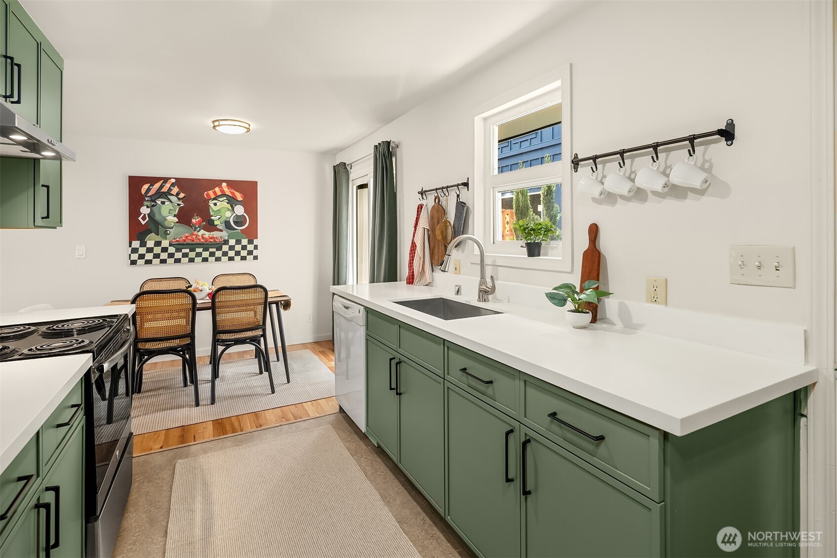 5035 25th Avenue SW, Seattle, WA 98106