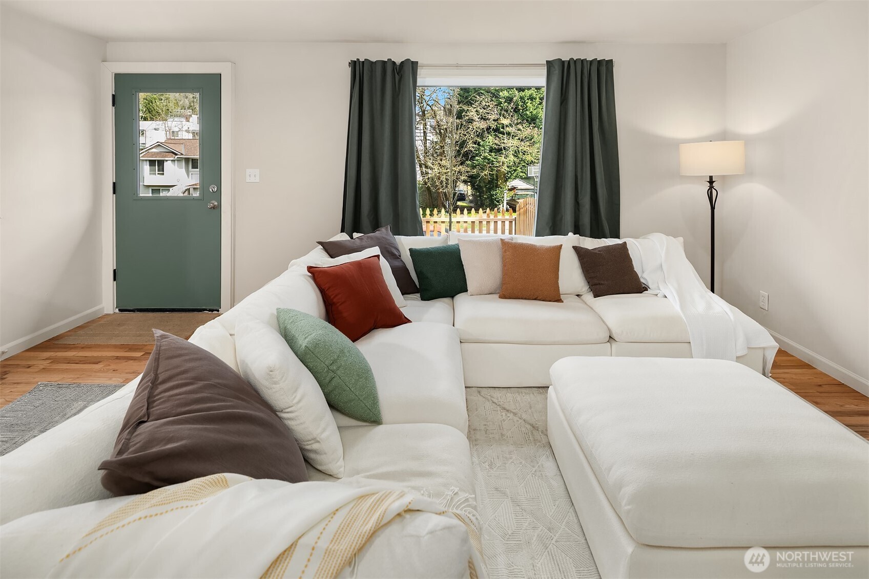 5035 25th Avenue SW, Seattle, WA 98106