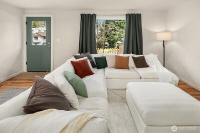 5035 25th Avenue SW, Seattle, WA 98106 - Photo 17