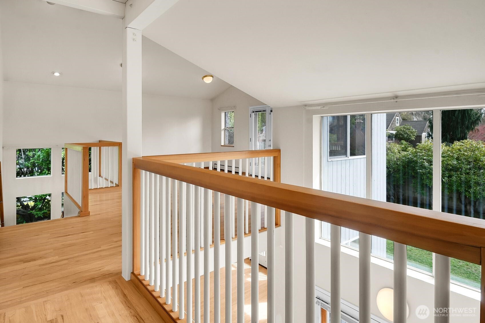 4719 NE Park Place , Seattle, WA 98115