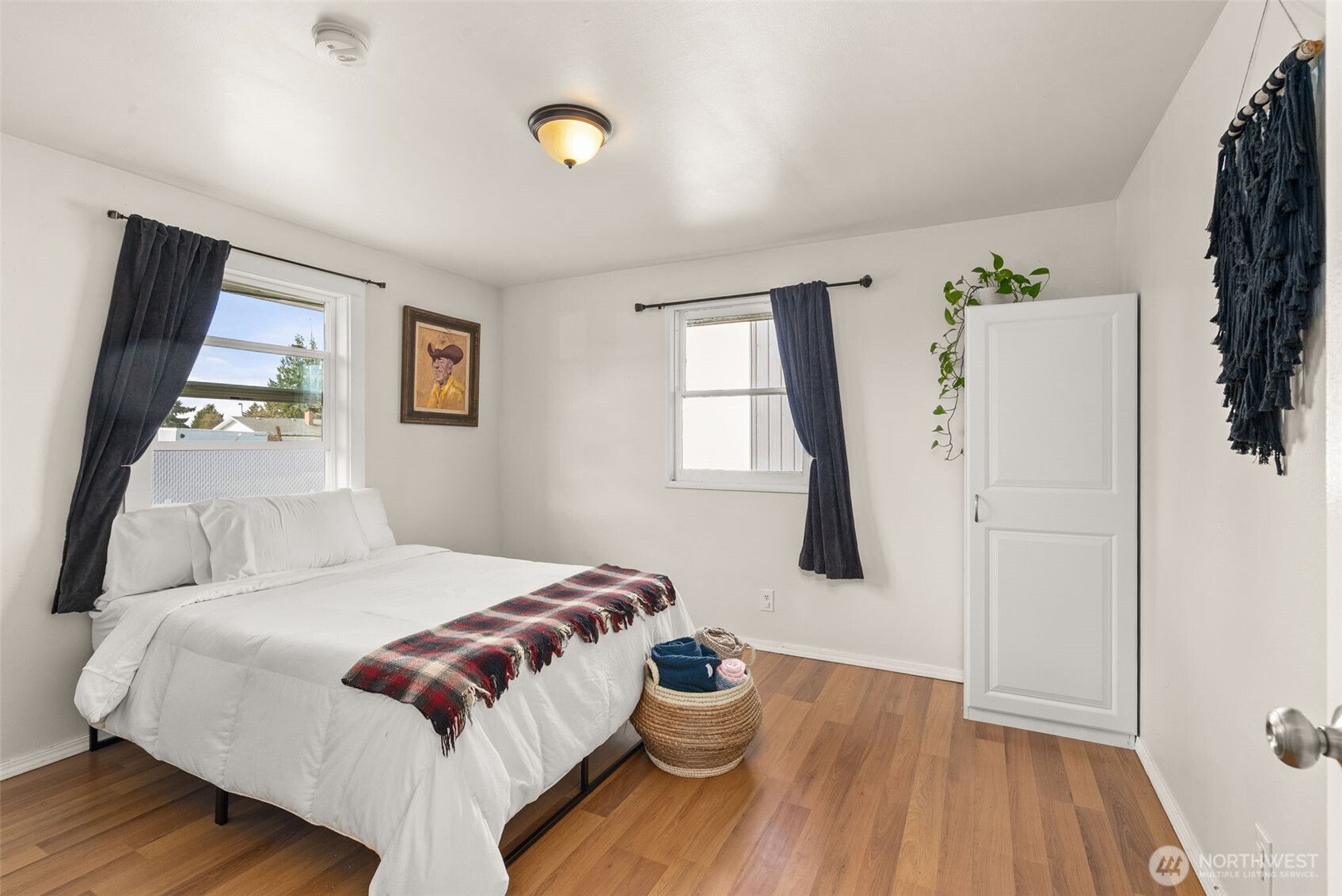 120 Tacoma Avenue NW, Orting, WA 98360-7511