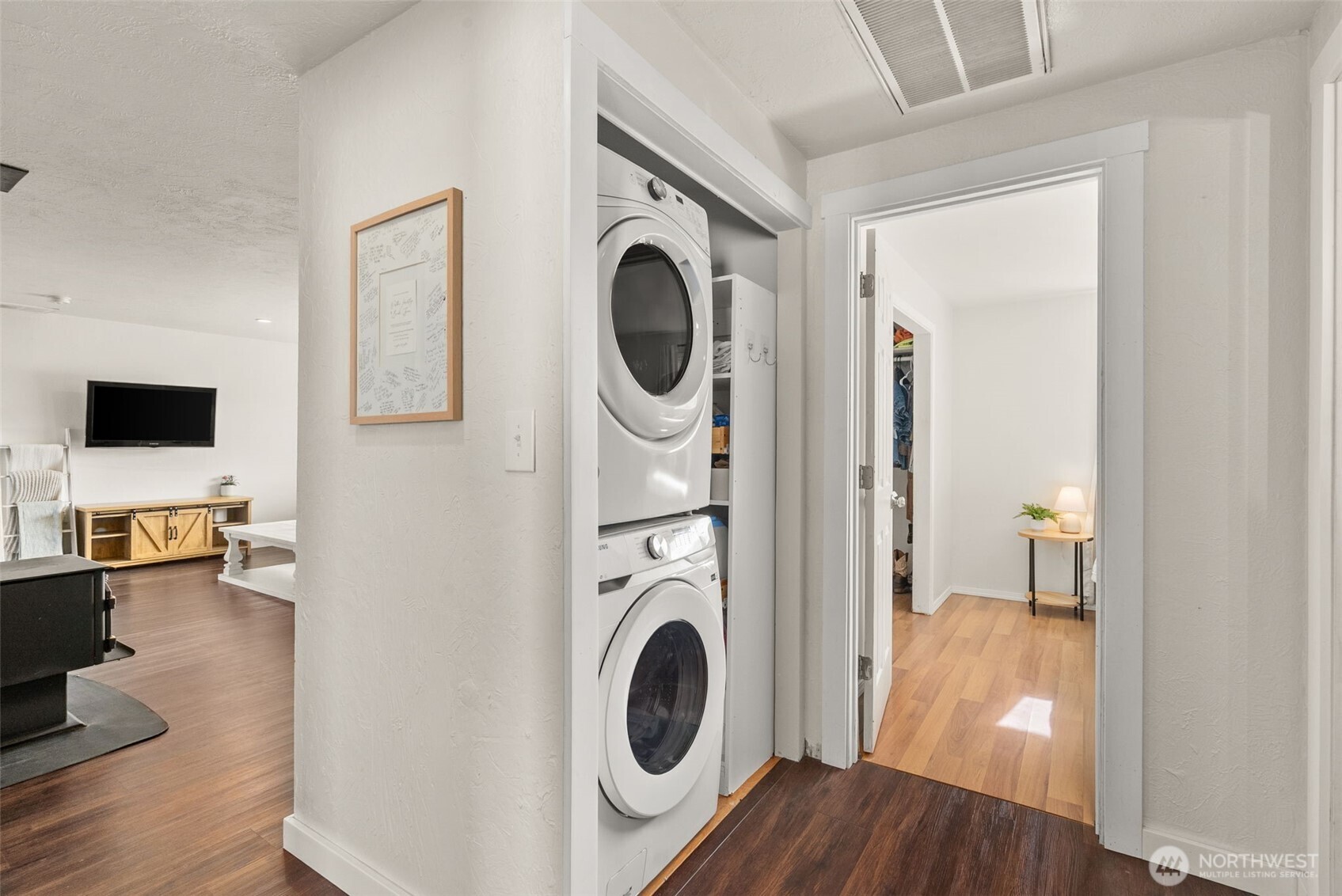 120 Tacoma Avenue NW, Orting, WA 98360-7511