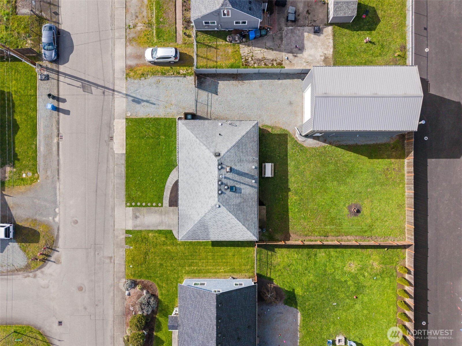 120 Tacoma Avenue NW, Orting, WA 98360-7511