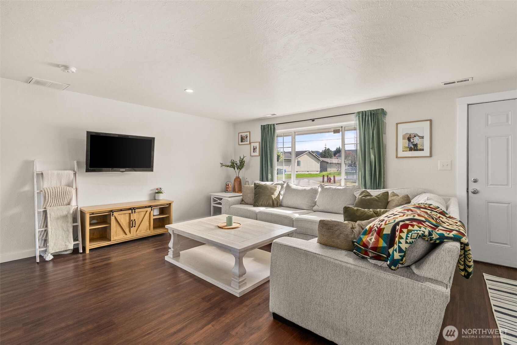 120 Tacoma Avenue NW, Orting, WA 98360-7511