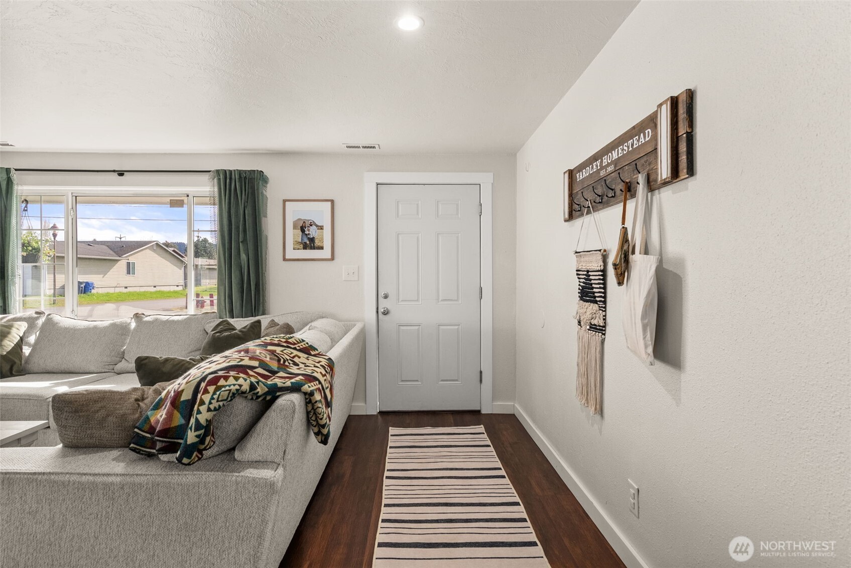 120 Tacoma Avenue NW, Orting, WA 98360-7511