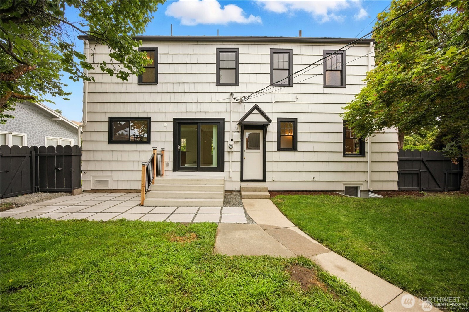 417 N Columbia Street , Chelan, WA 98816