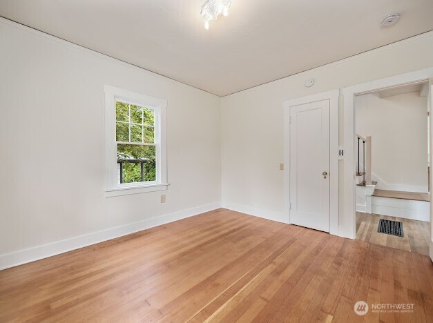 417 N Columbia Street , Chelan, WA 98816