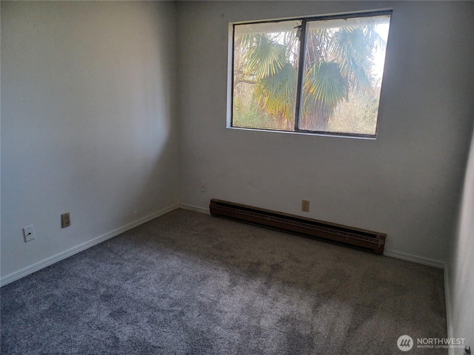 714 Union Avenue , Steilacoom, WA 98388