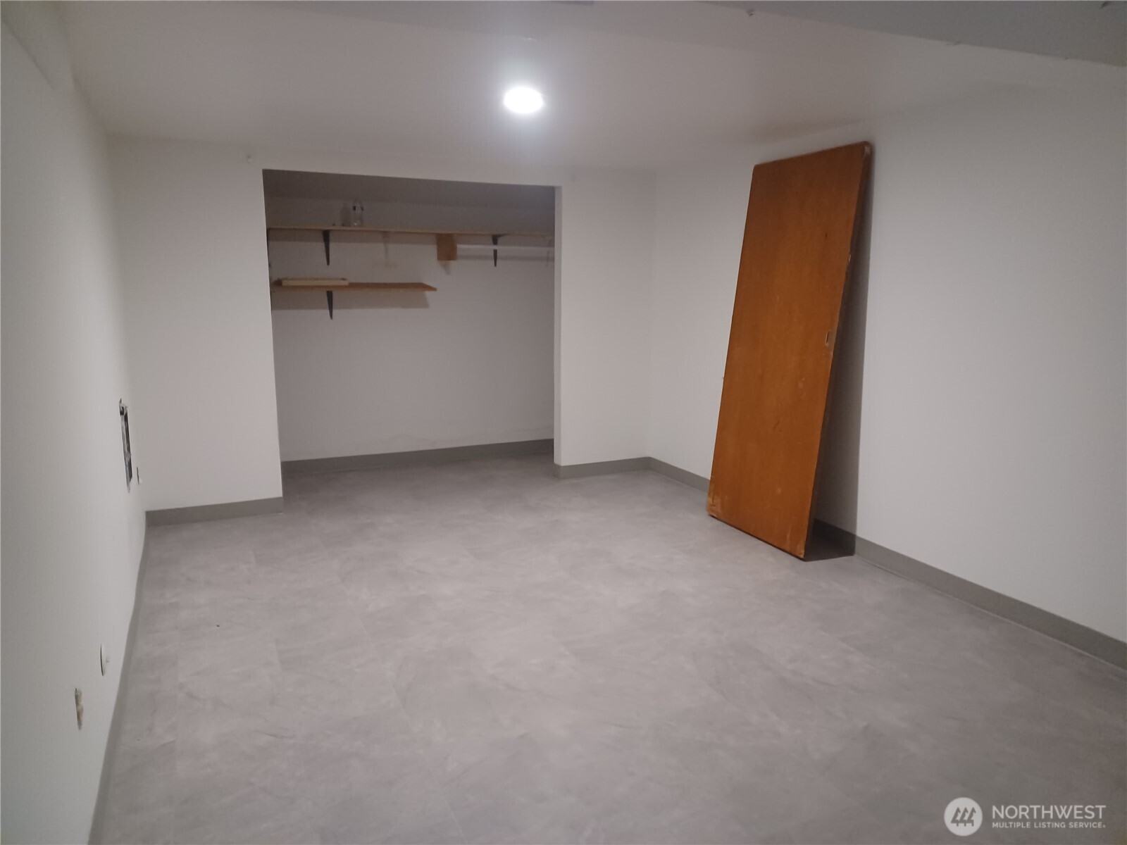 714 Union Avenue , Steilacoom, WA 98388