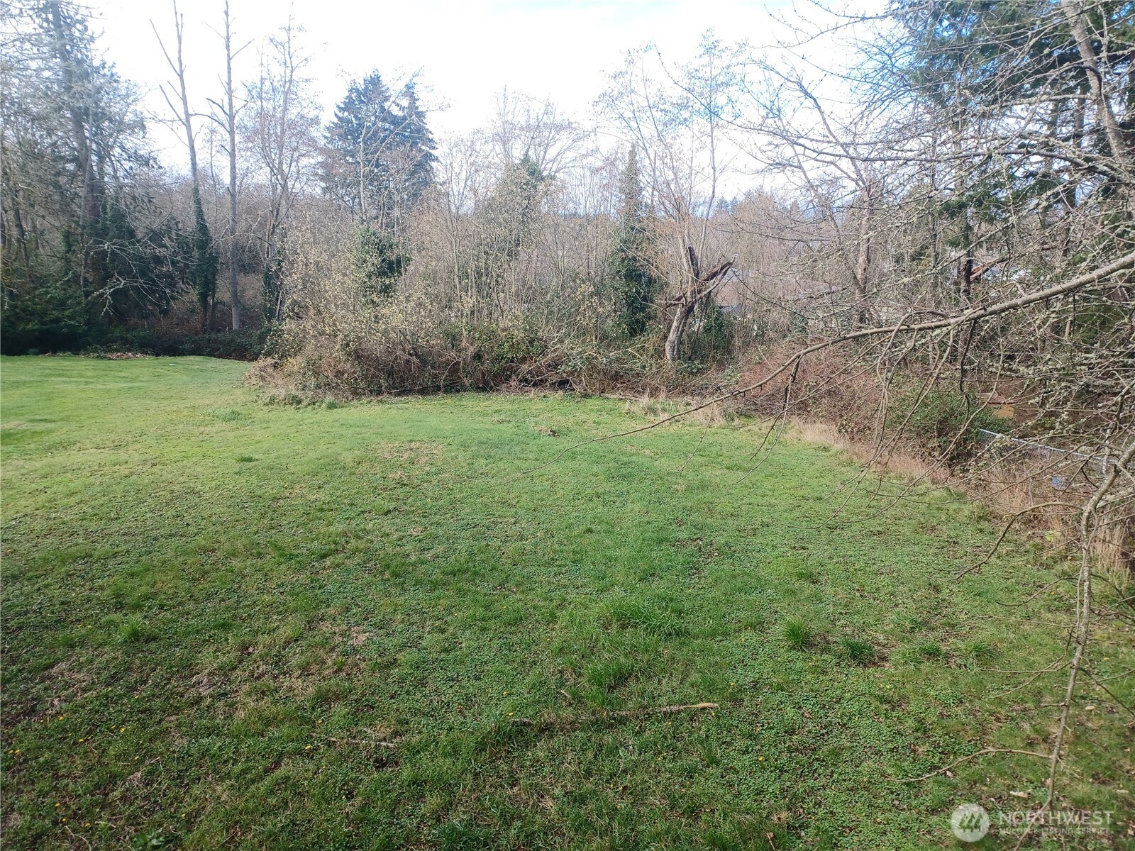 714 Union Avenue , Steilacoom, WA 98388