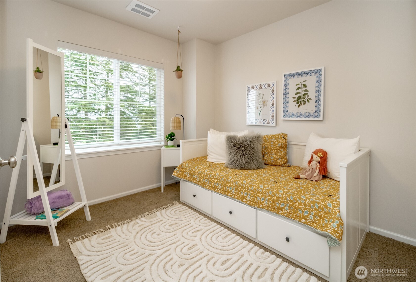 6830 31st Avenue SW, Seattle, WA 98126