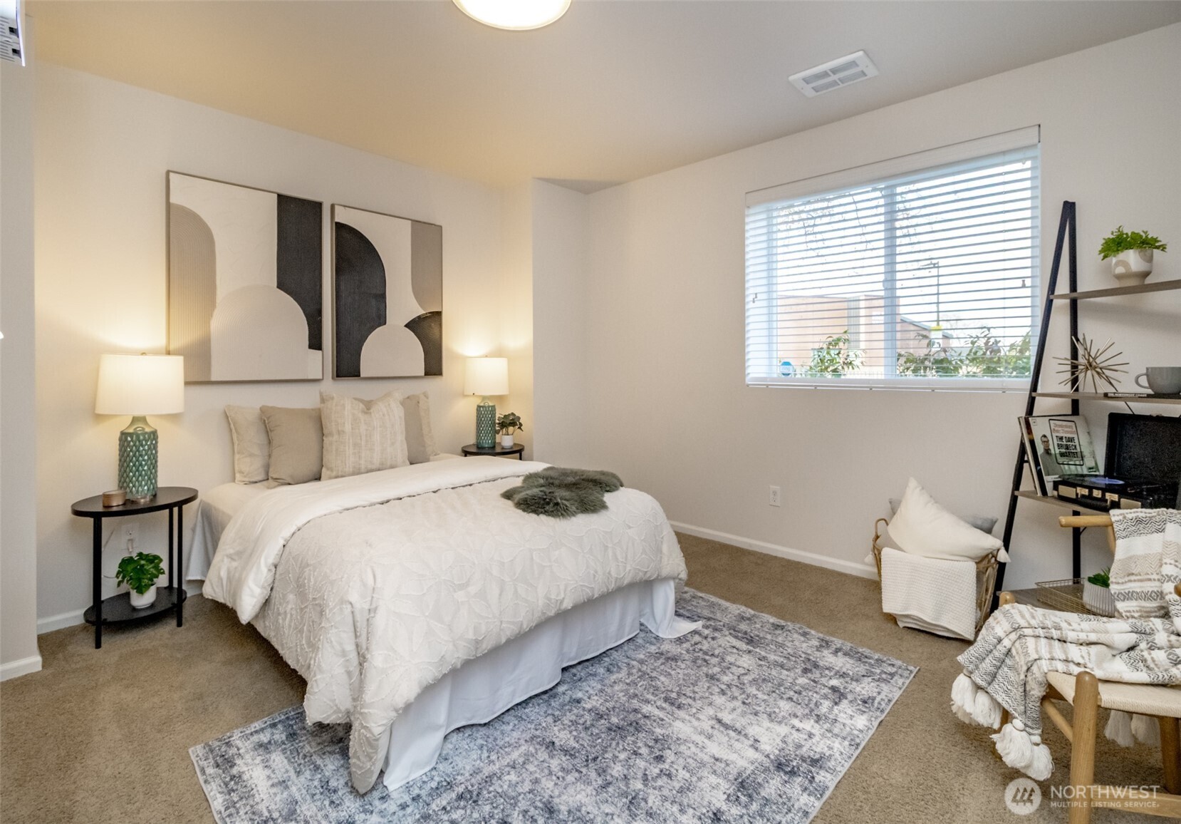 6830 31st Avenue SW, Seattle, WA 98126