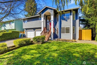 212 9th Street , Snohomish, WA 98290