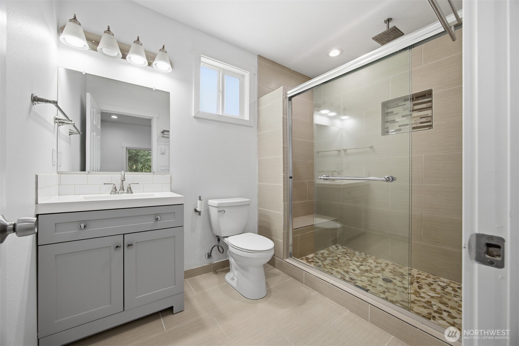 921 Autumn Lane #203, Bellingham, WA 98229