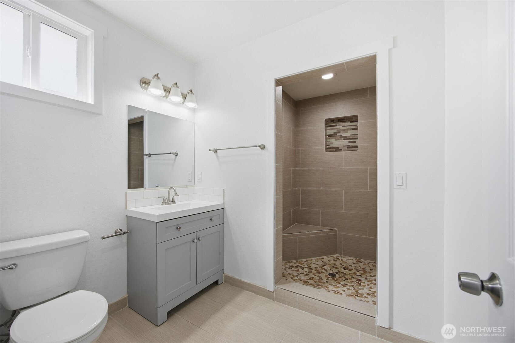 921 Autumn Lane #203, Bellingham, WA 98229