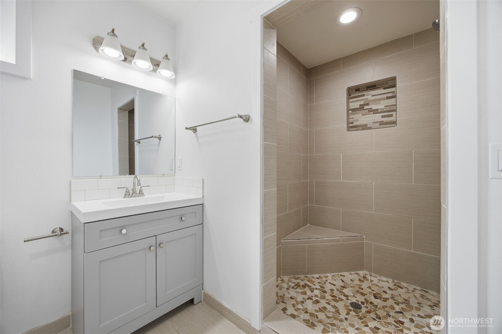 921 Autumn Lane #203, Bellingham, WA 98229