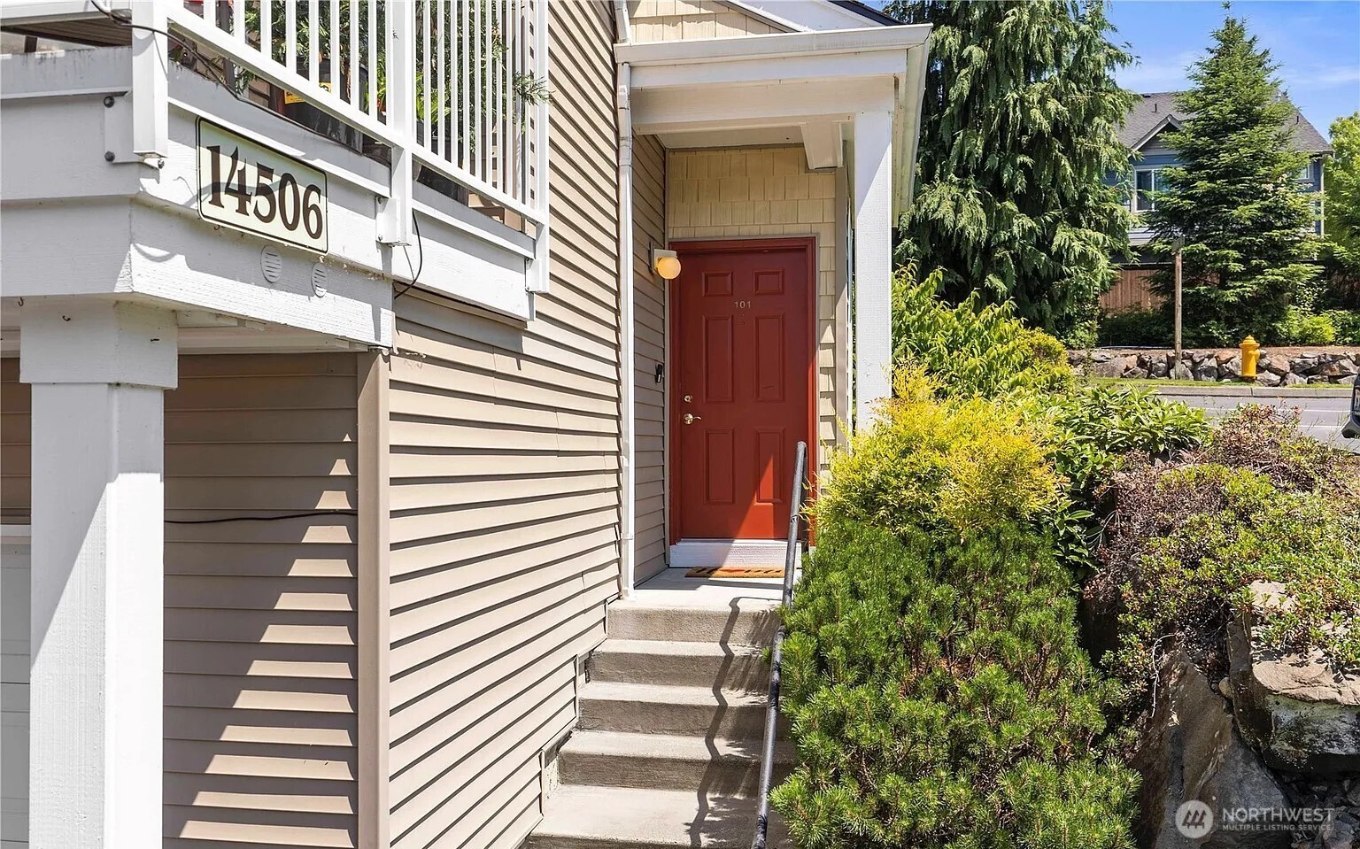 14506 1st Lane NE #101, Duvall, WA 98019