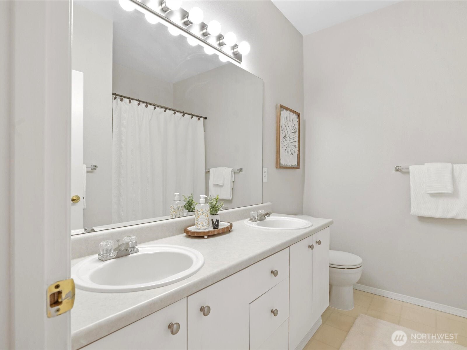 14506 1st Lane NE #101, Duvall, WA 98019