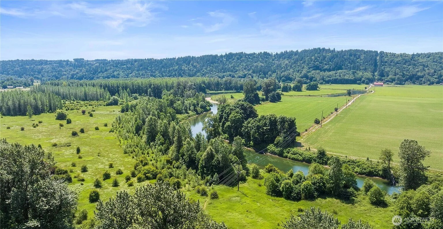 14506 1st Lane NE #101, Duvall, WA 98019