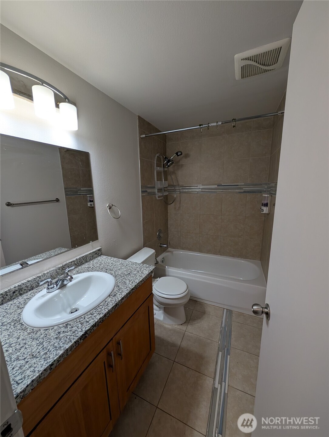 10341 Stone Avenue N, Seattle, WA 98133