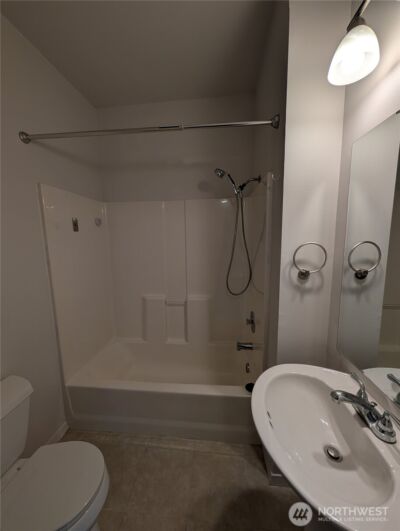 10341 Stone Avenue N, Seattle, WA 98133 - Photo 15