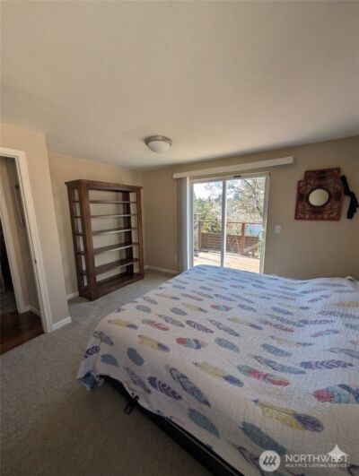 10341 Stone Avenue N, Seattle, WA 98133 - Photo 3