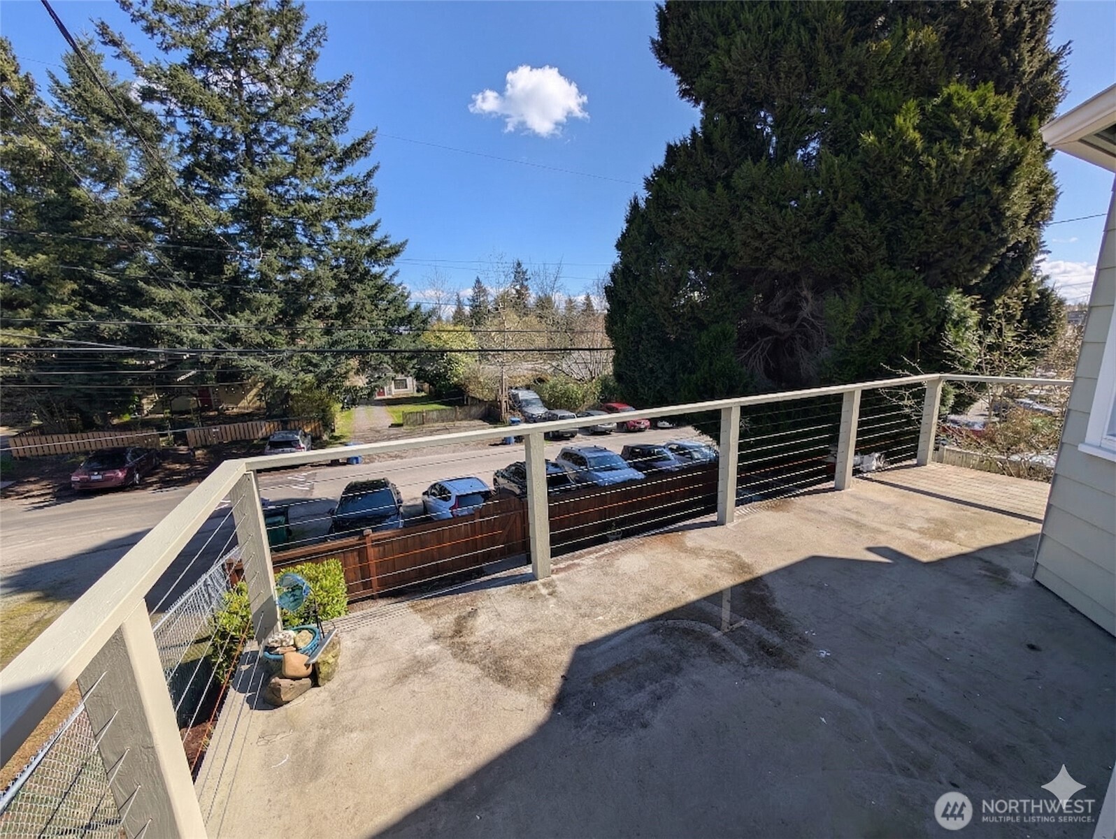 10341 Stone Avenue N, Seattle, WA 98133