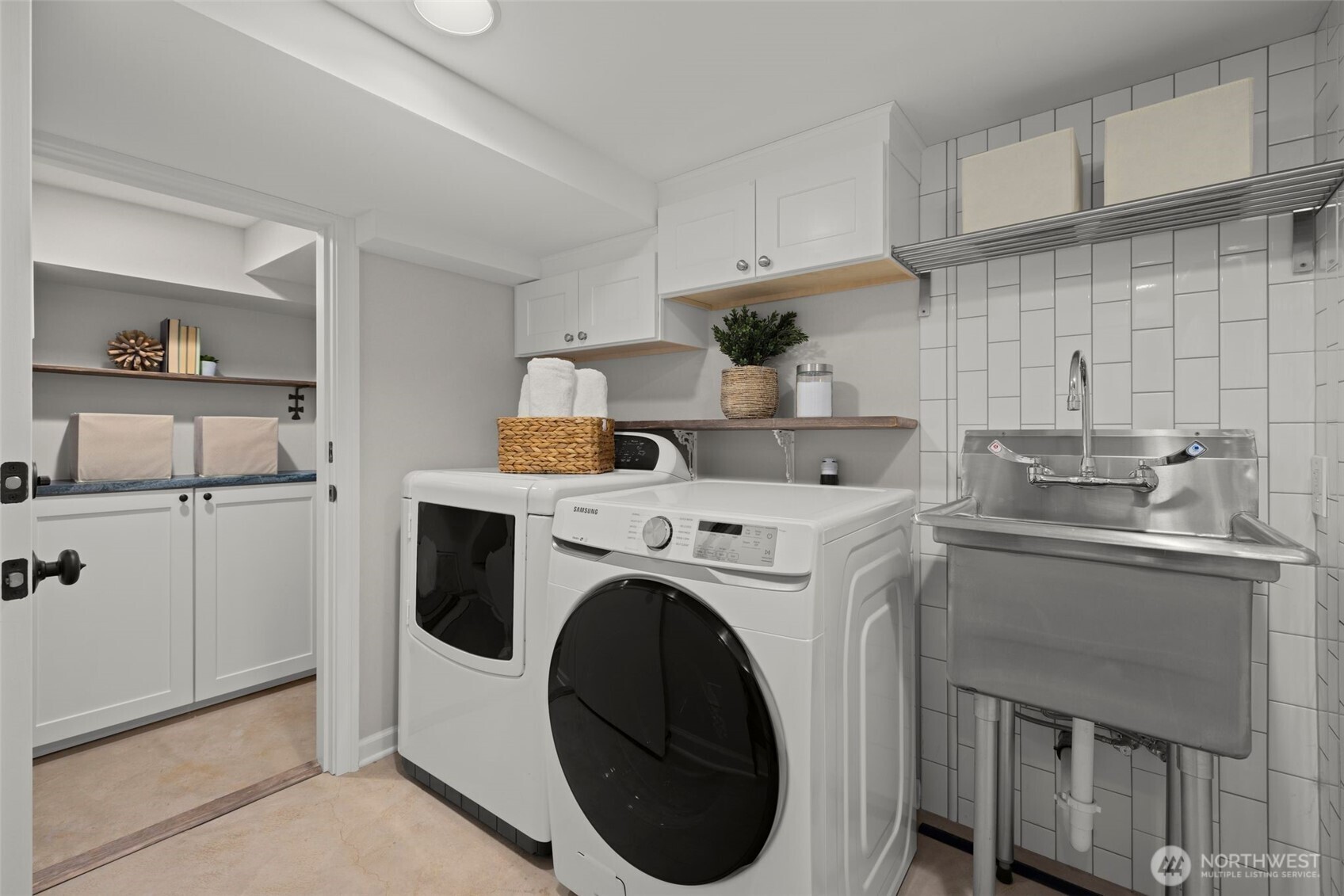 933 Yakima Place S, Seattle, WA 98144