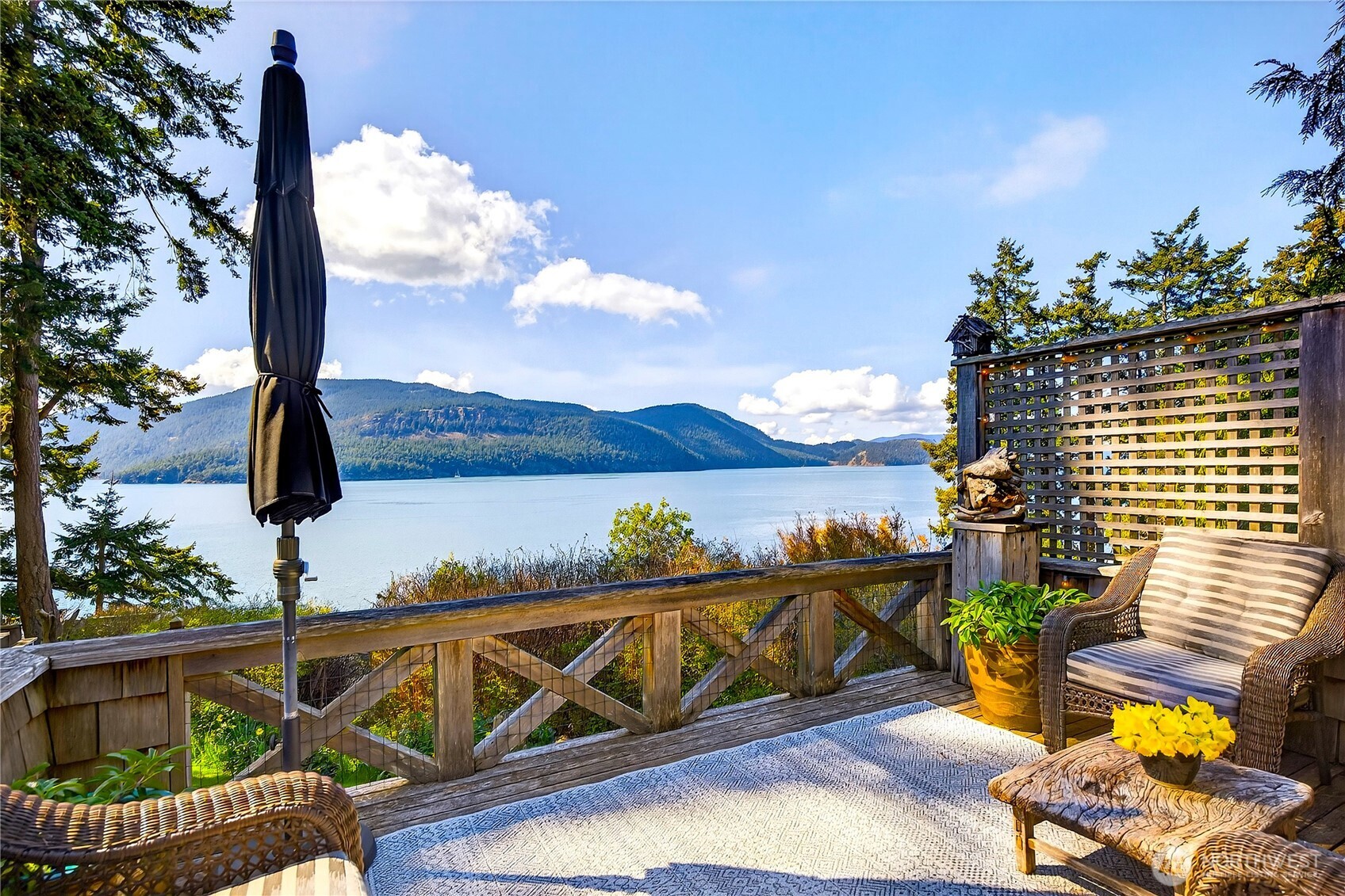 5132 West Shore Road , Anacortes, WA 98221