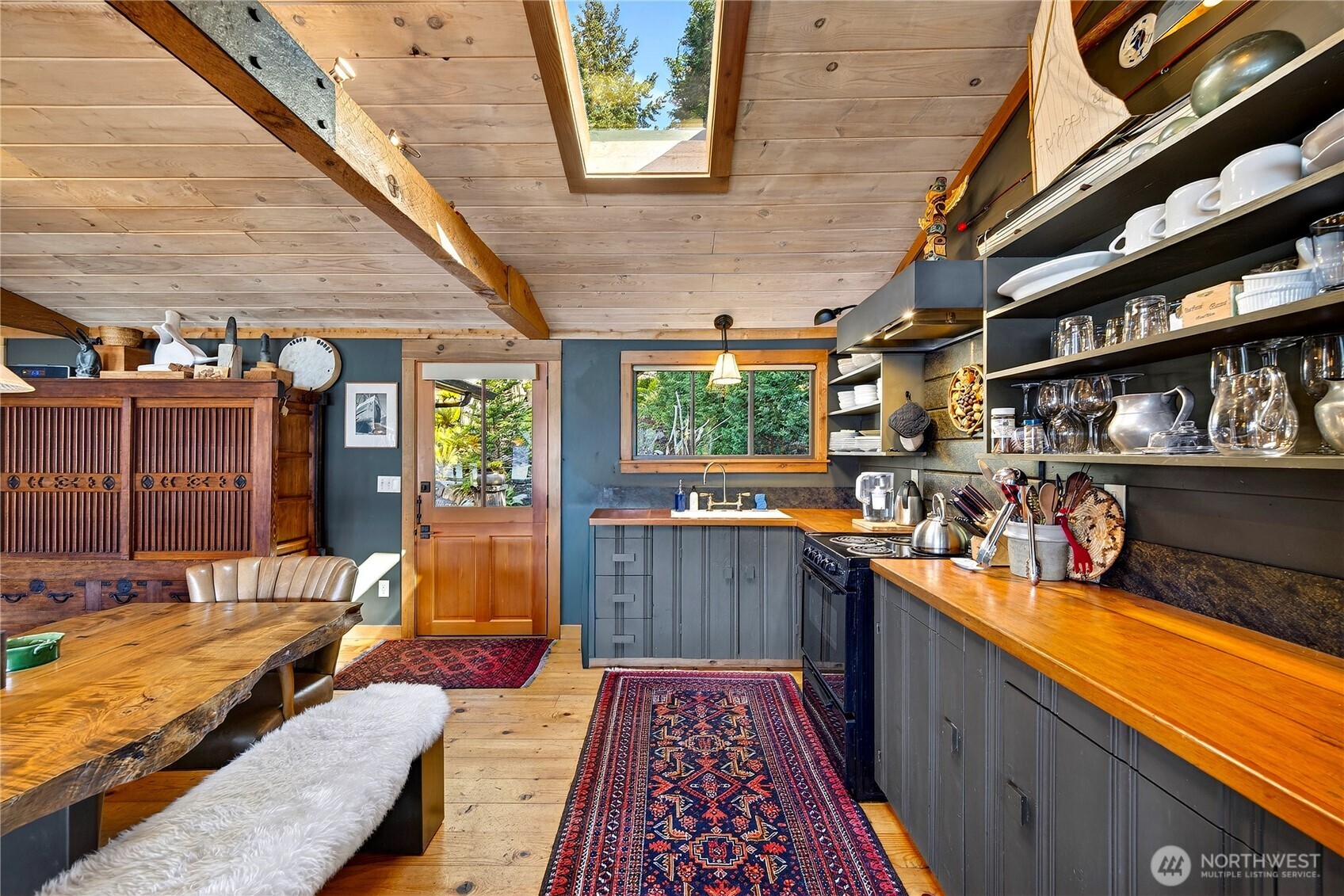 5132 West Shore Road , Anacortes, WA 98221