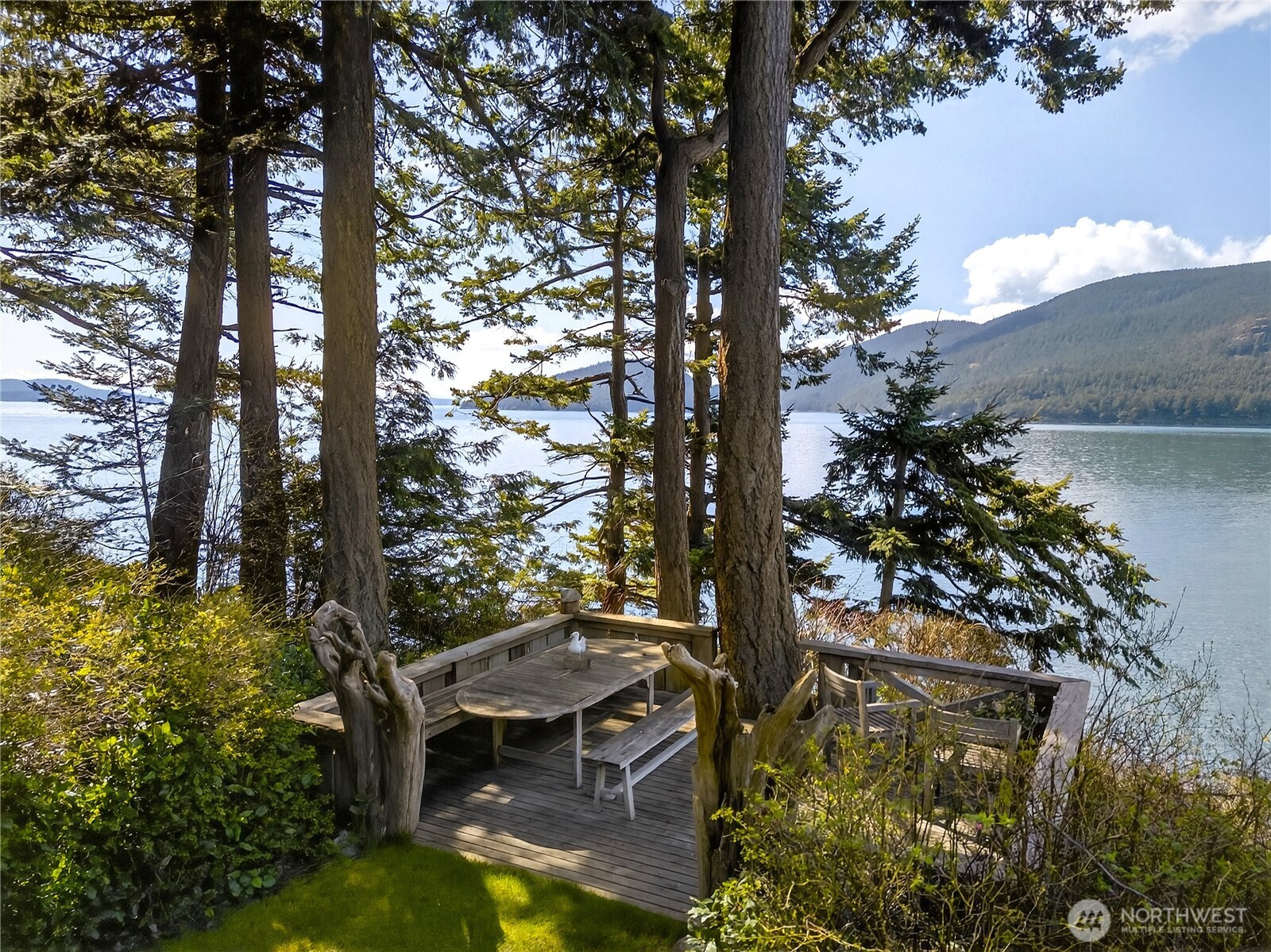 5132 West Shore Road , Anacortes, WA 98221