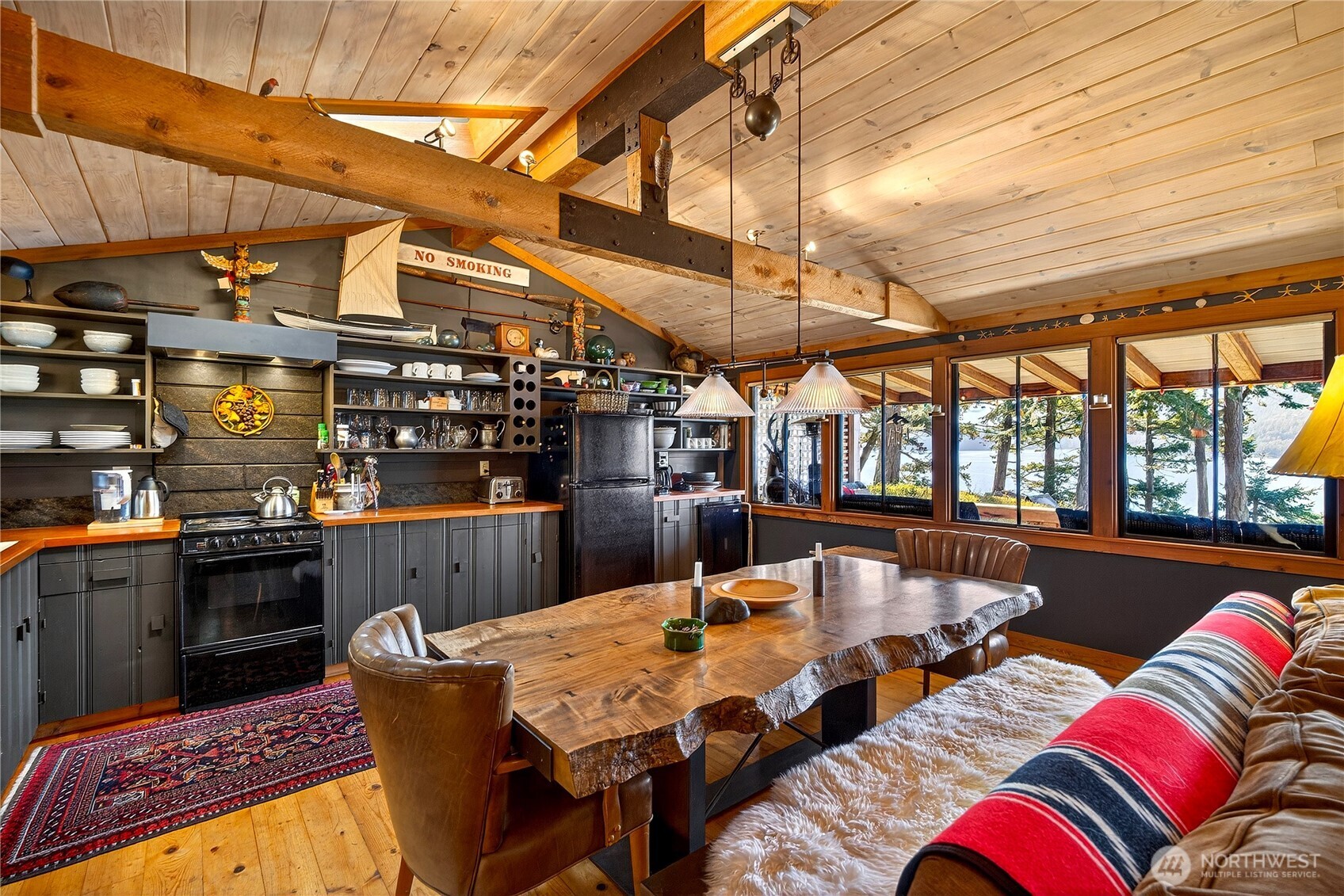 5132 West Shore Road , Anacortes, WA 98221