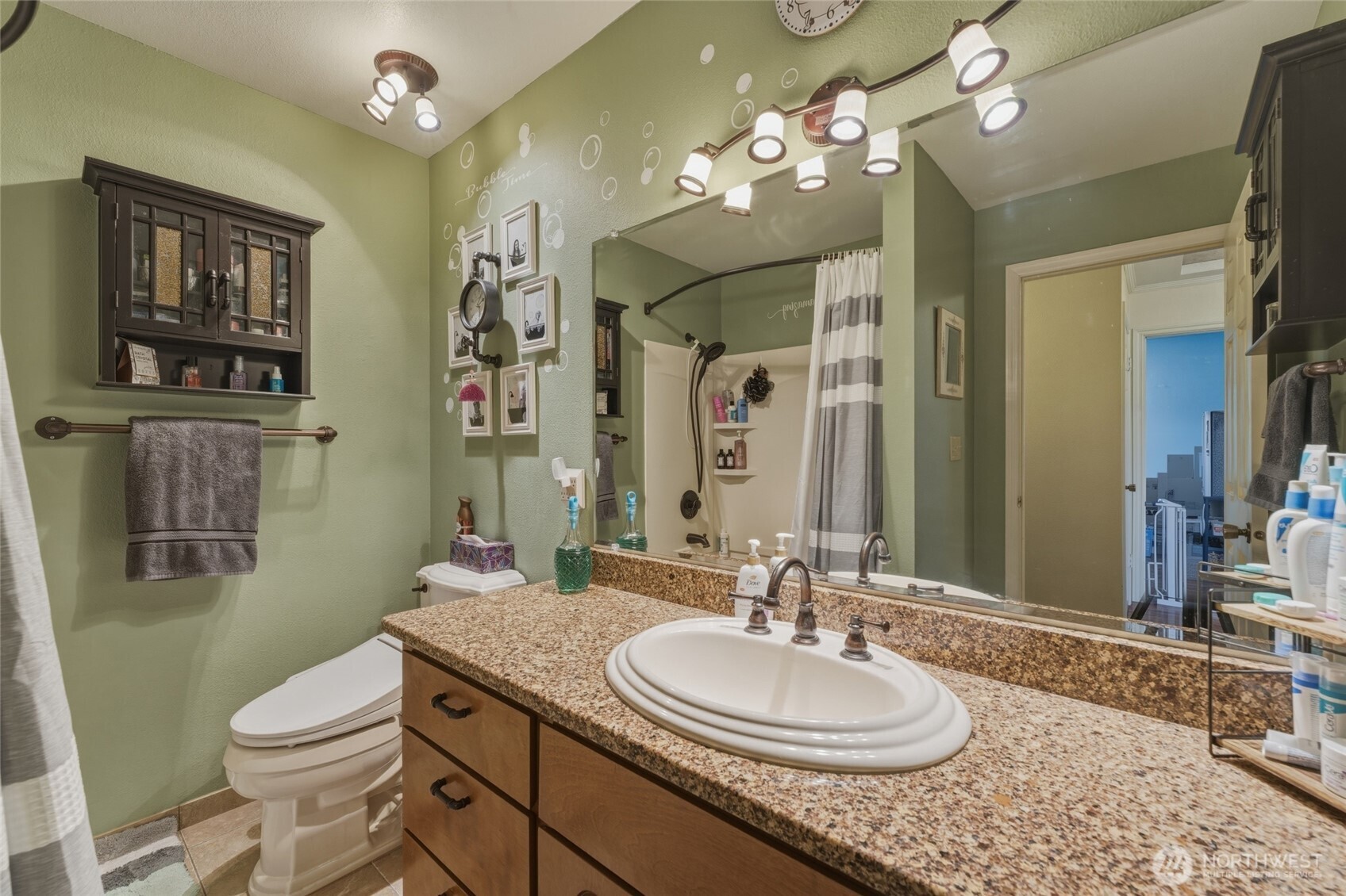 1140 SE Colonial Drive , College Place, WA 99362