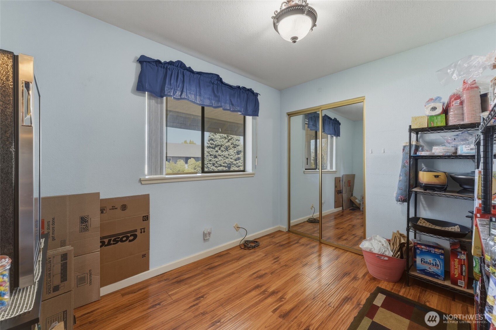 1140 SE Colonial Drive , College Place, WA 99362