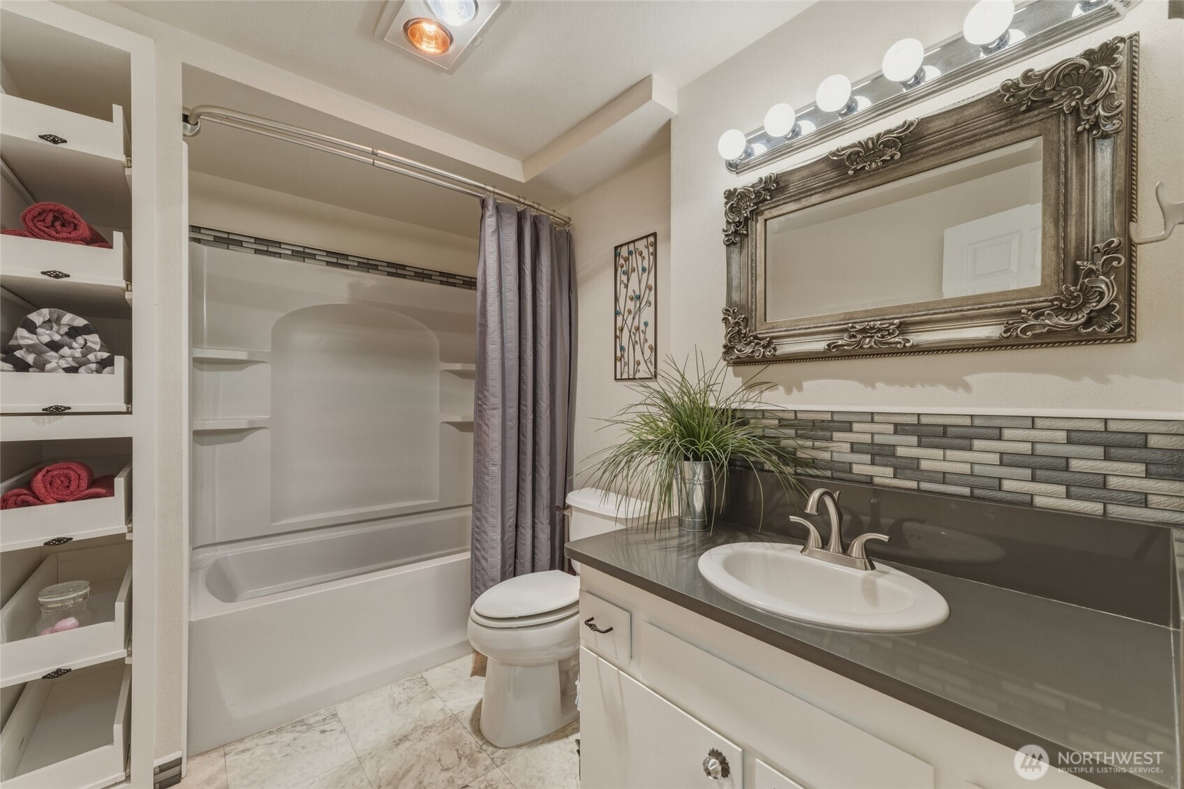 1140 SE Colonial Drive , College Place, WA 99362