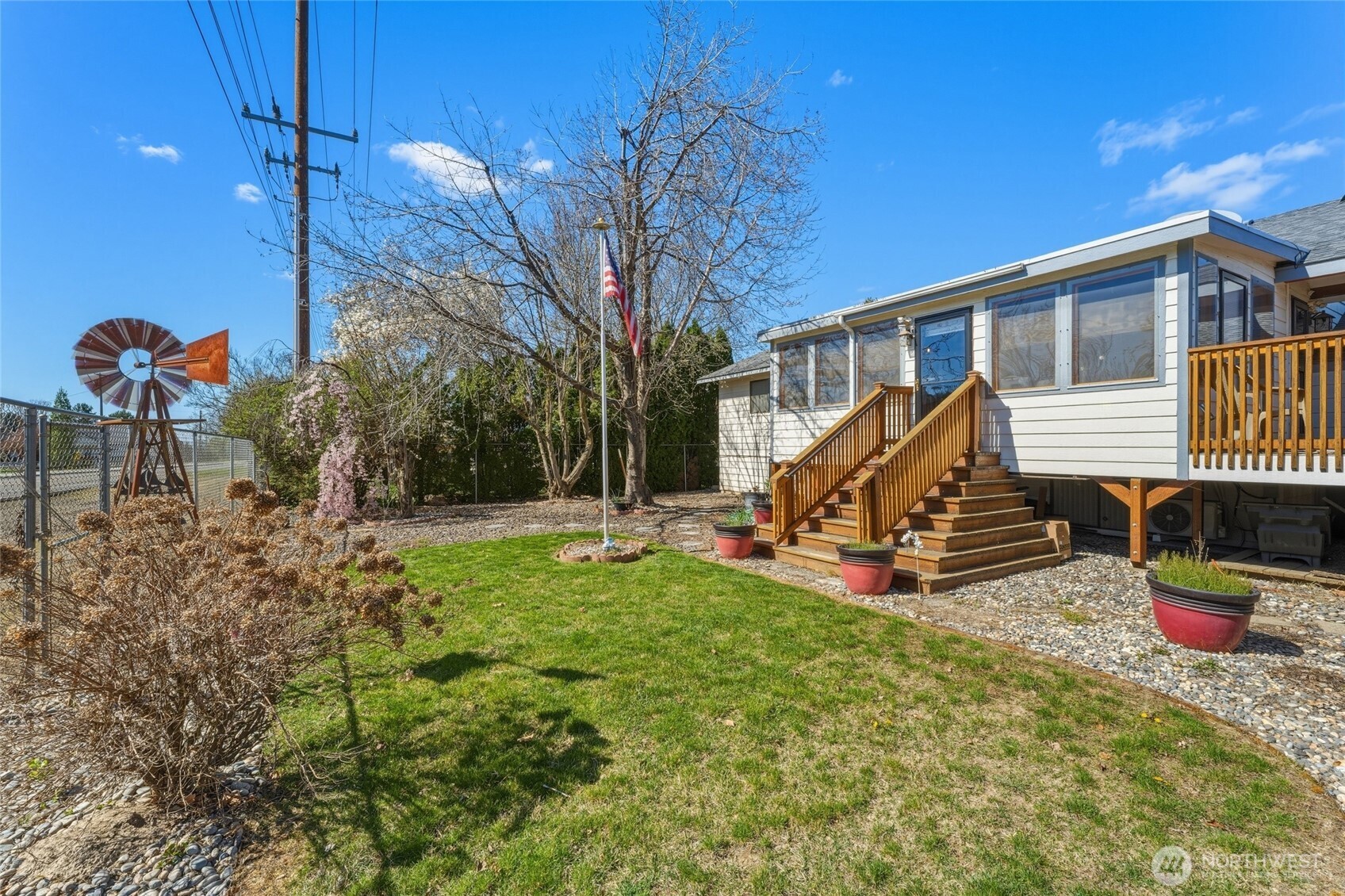 1140 SE Colonial Drive , College Place, WA 99362