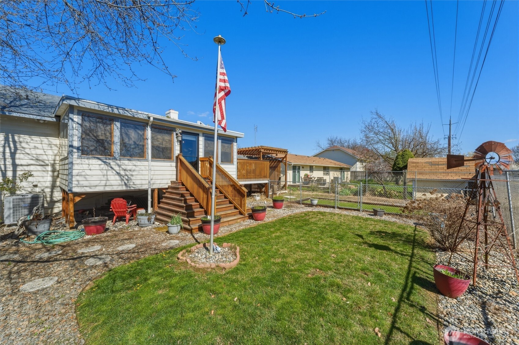 1140 SE Colonial Drive , College Place, WA 99362