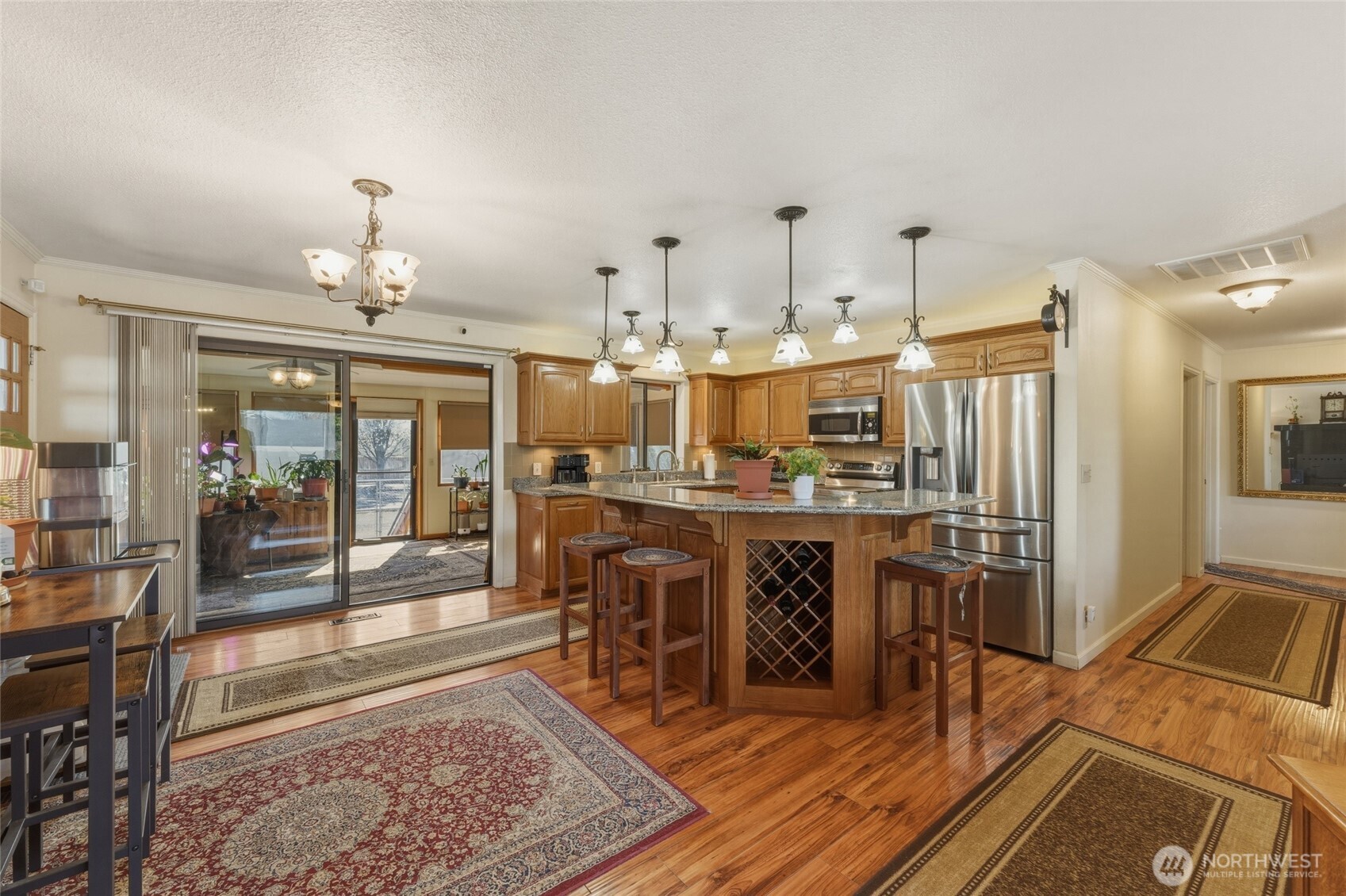 1140 SE Colonial Drive , College Place, WA 99362