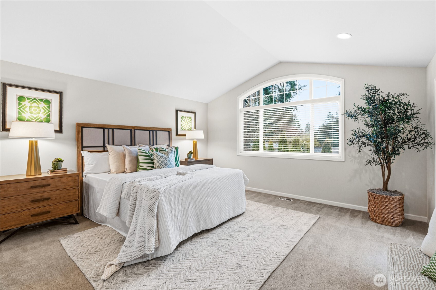 8133 NE 147th Street , Kenmore, WA 98028