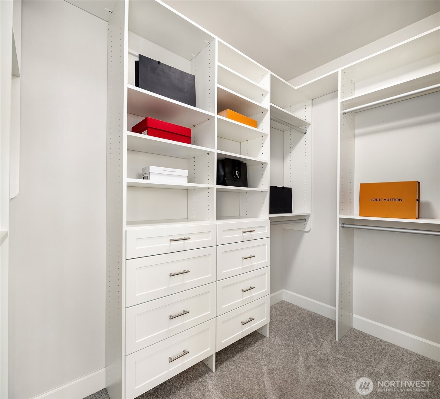 1335 Westridge Way NE, Issaquah, WA 98029