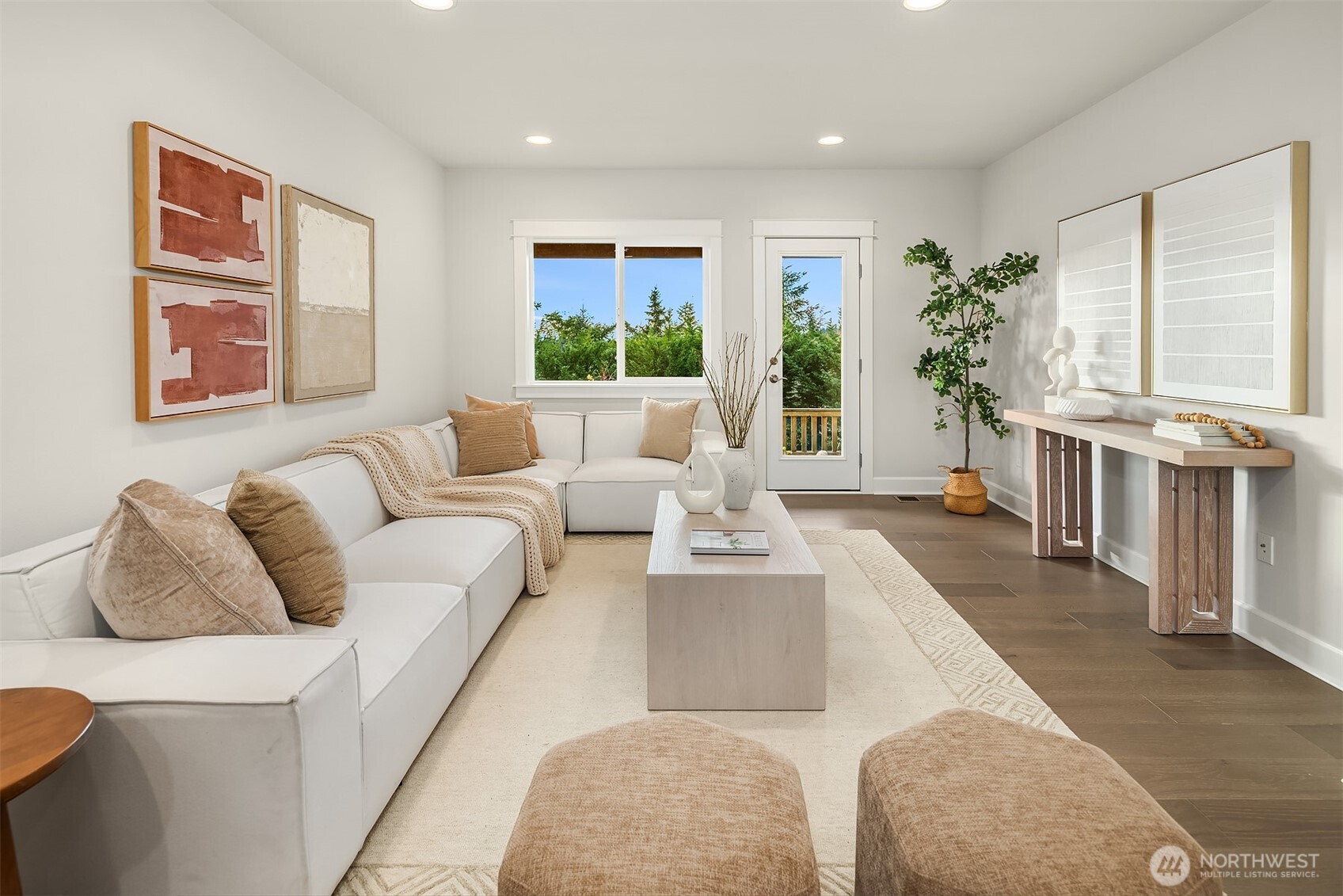 1335 Westridge Way NE, Issaquah, WA 98029