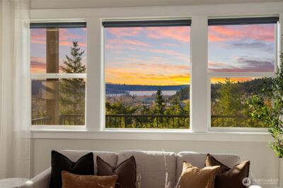 1335 Westridge Way NE, Issaquah, WA 98029 - Photo 3