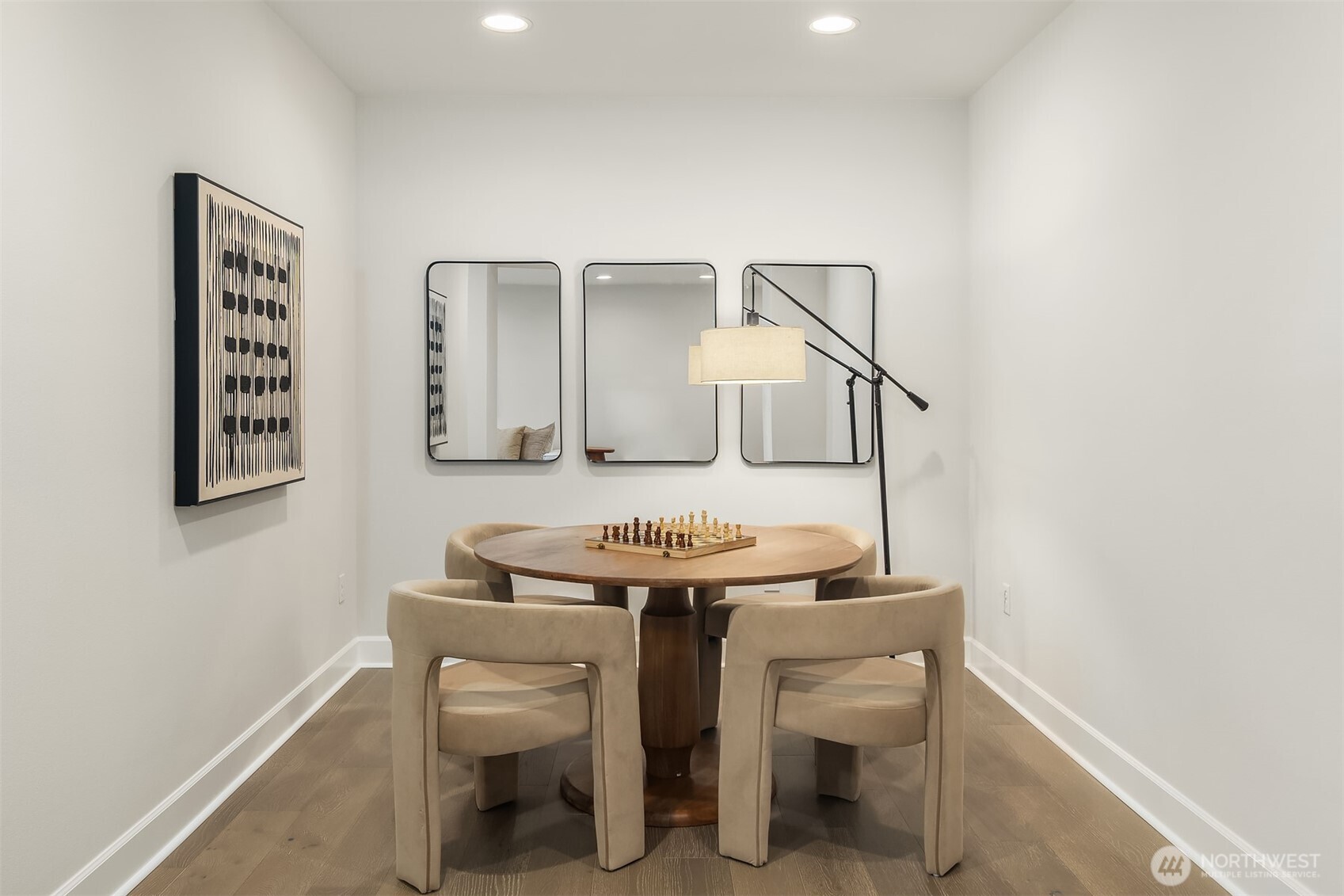 1335 Westridge Way NE, Issaquah, WA 98029