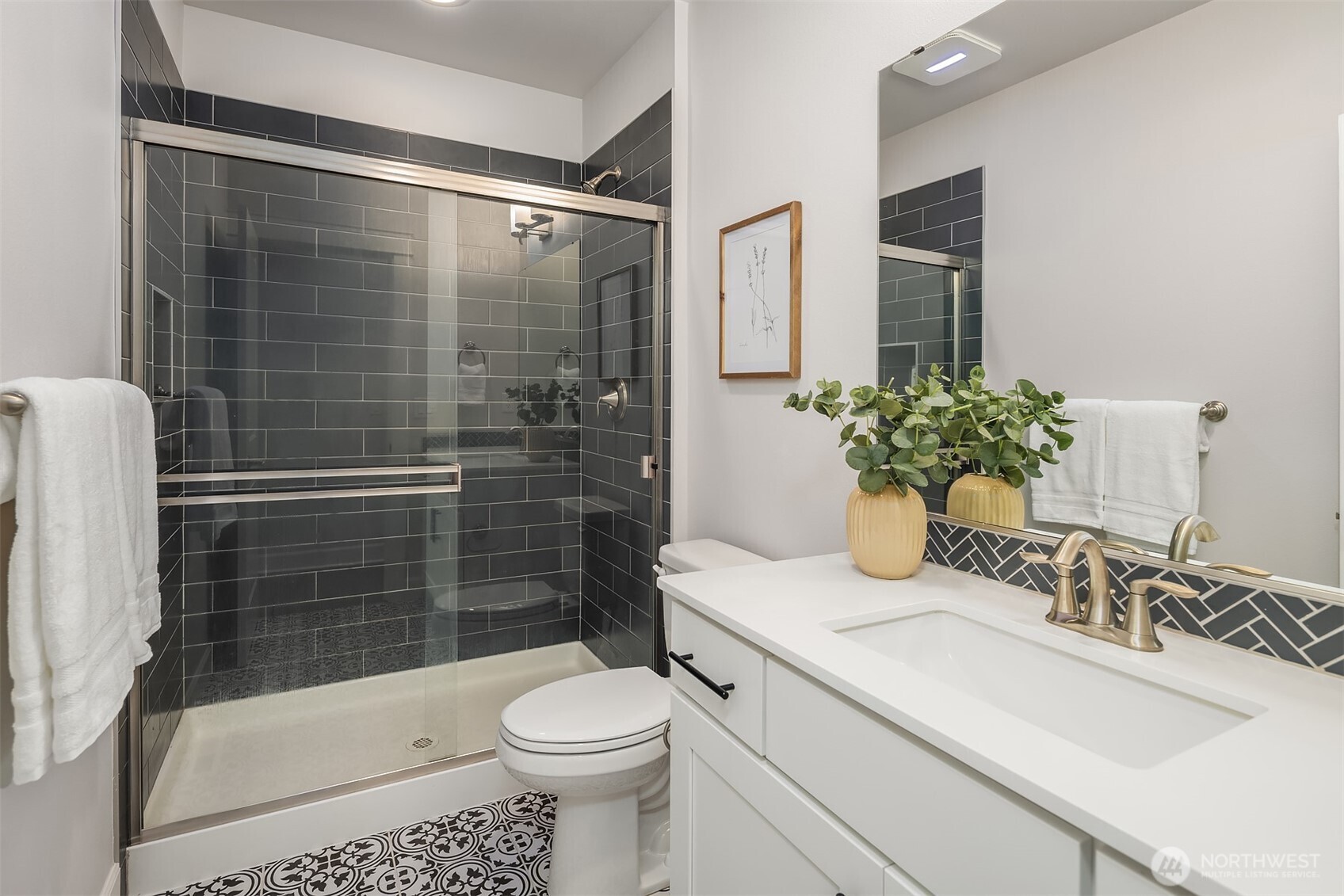 1335 Westridge Way NE, Issaquah, WA 98029